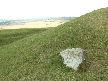 Kerb or forecourt stone