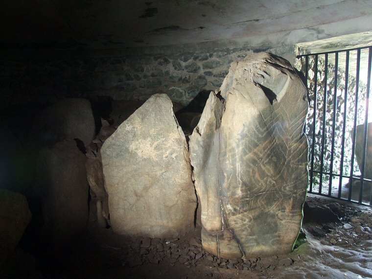 Barclodiad y Gawres - Carved Stone C16