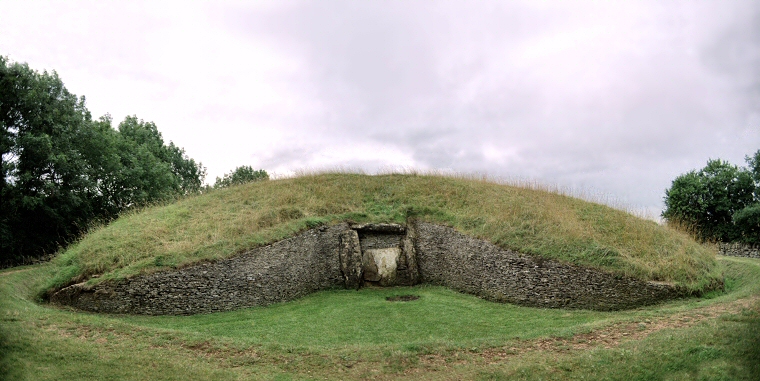 Belas Knap - Neolithic Chambered Long Barrow - View Of The Forecourt And False Entrance