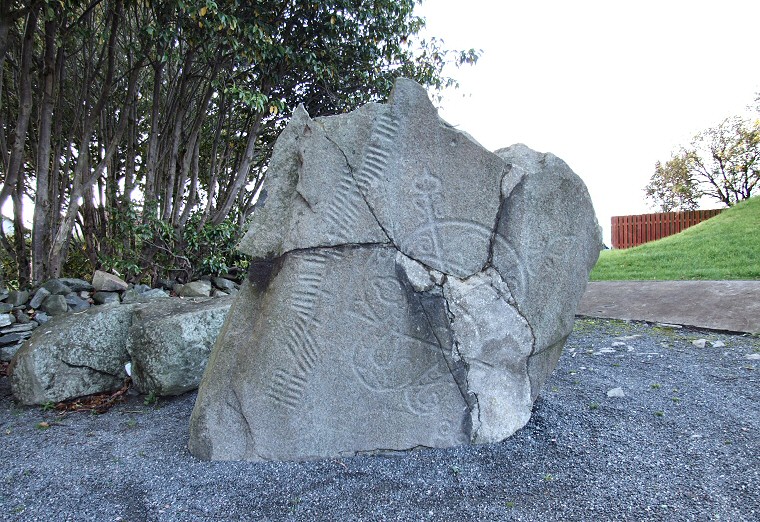 Brandsbutt Pictish symbol stone