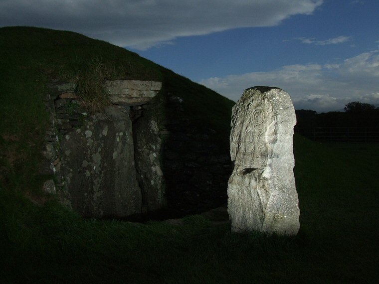 Bryn Celli Ddu carved stone