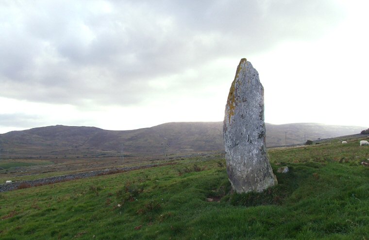 Standing stone at Cae Coch