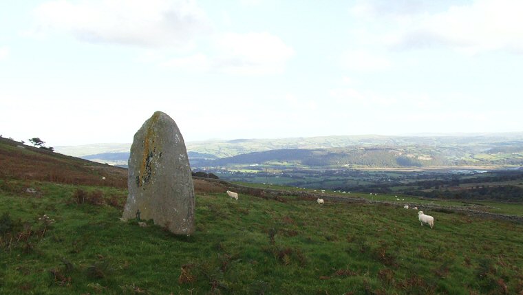 Standing stone at Cae Coch