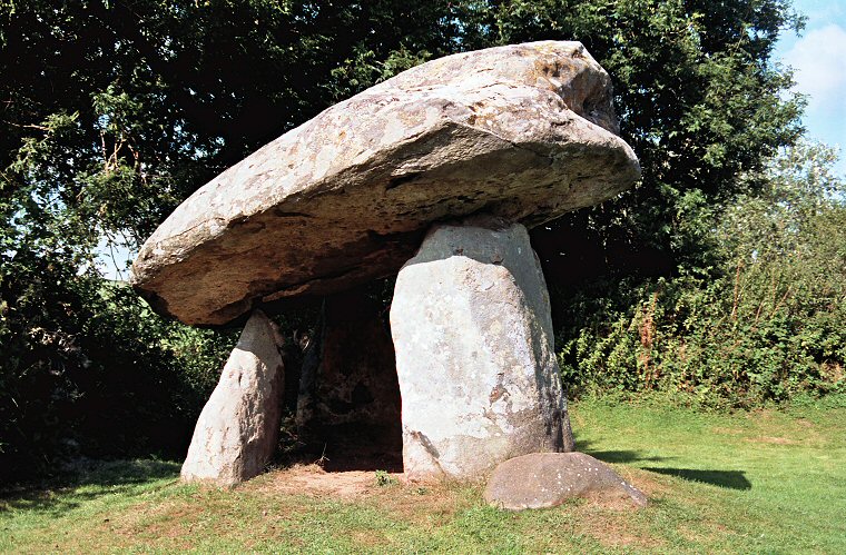 Carreg Coetan Arthur Chambered Tomb - Newport