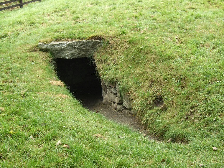 Entrance to Culsh Souterrain