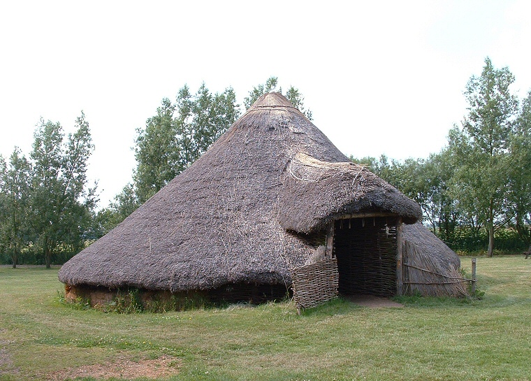 Flag Fen - Iron Age Round House