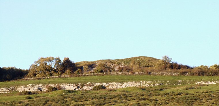 Looking north over the mound of Gop y Goleuni
