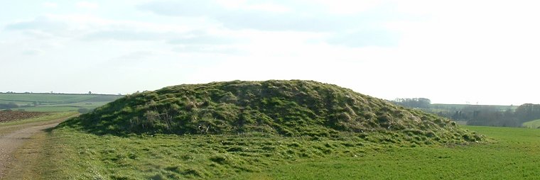Grim's Mound Round Barrow - Looking South