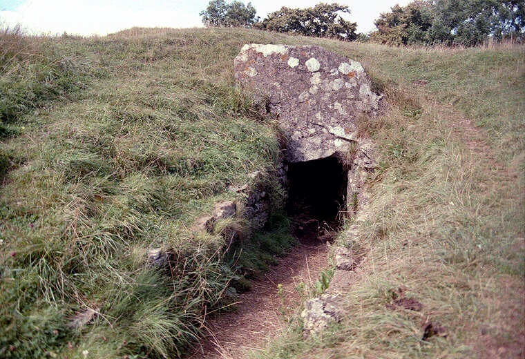 Hetty Pegler's Tump - Entrance