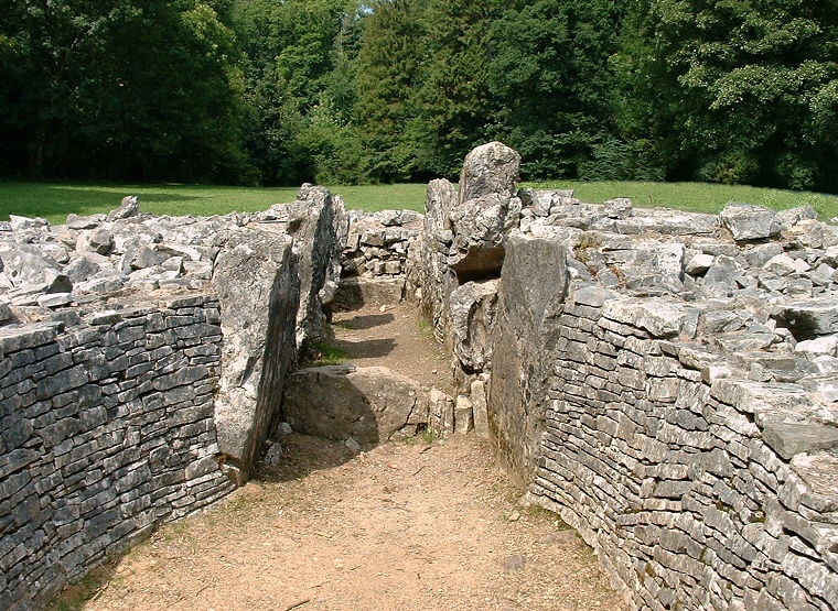 Parc Le Breos Cwm - drystone walling