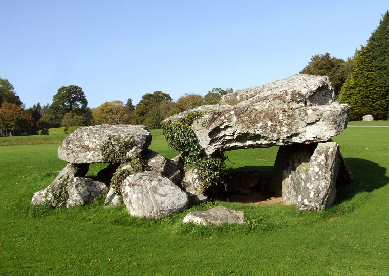 Plas Newydd chambered tomb
