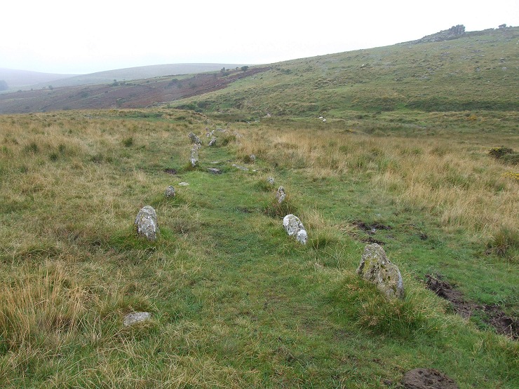 Hart Tor stone row looking west with Black Tor in the upper right of the picture