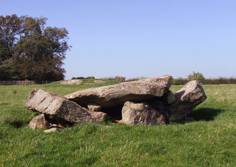 Ty Mawr - front view of the collapsed chamber